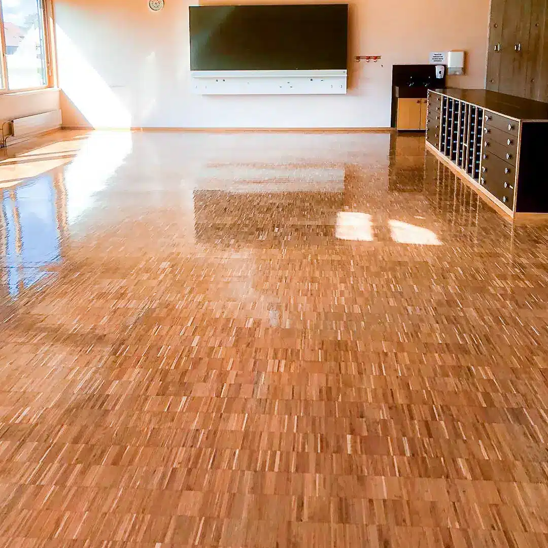 212561713_596389398008454_93552494123979769_n